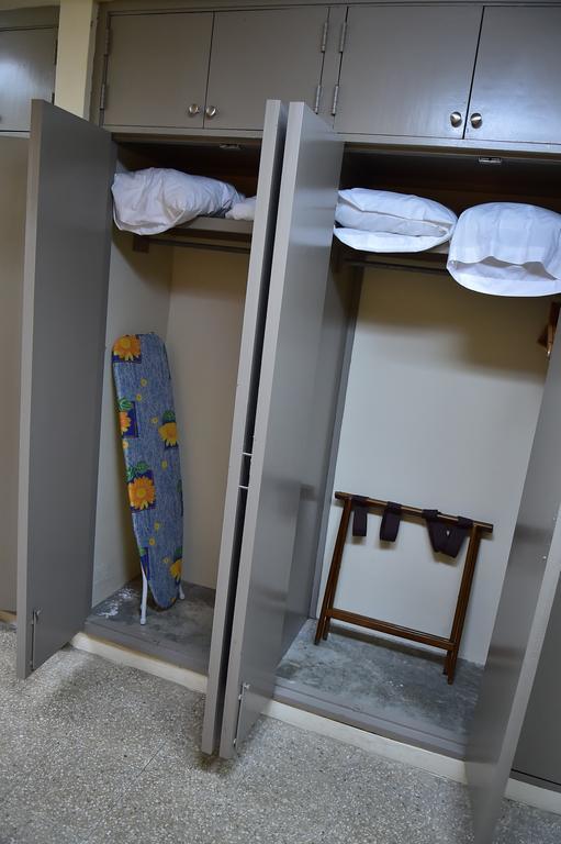 Hostal Universitario 圣赫尔曼 外观 照片